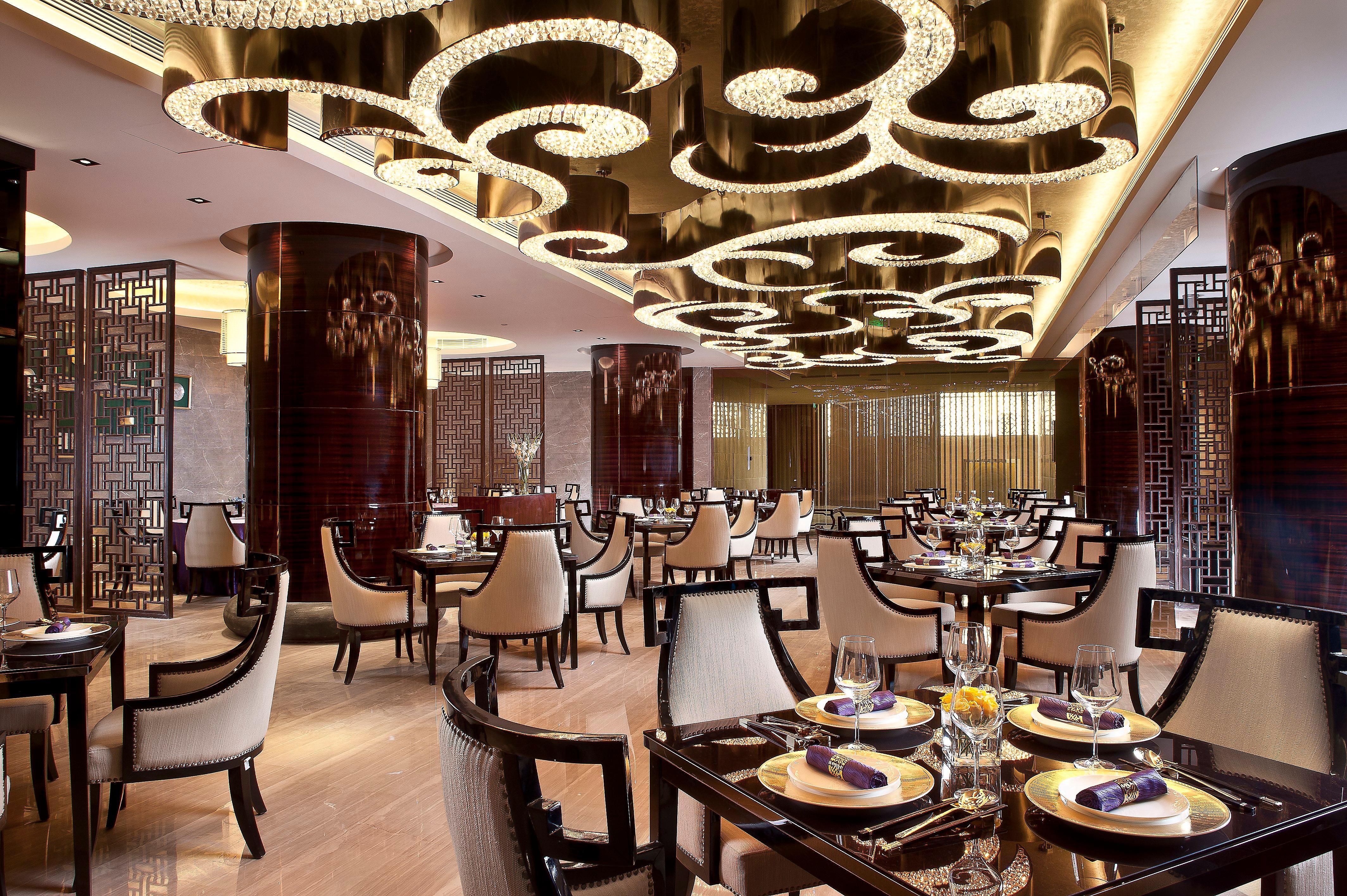 Crowne Plaza Xi'an By Ihg 5*