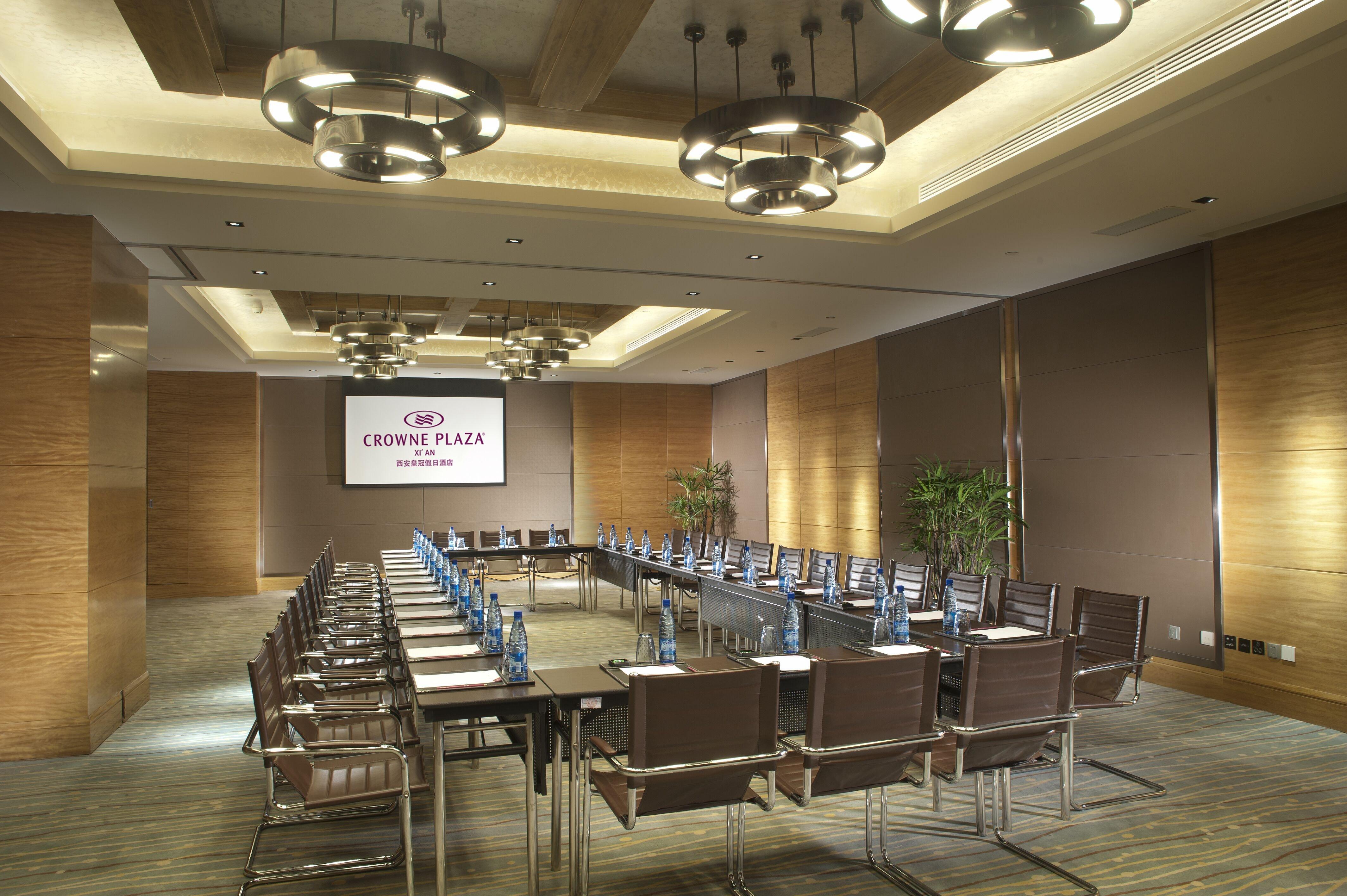 Hotel Crowne Plaza Xi'an By Ihg 5*